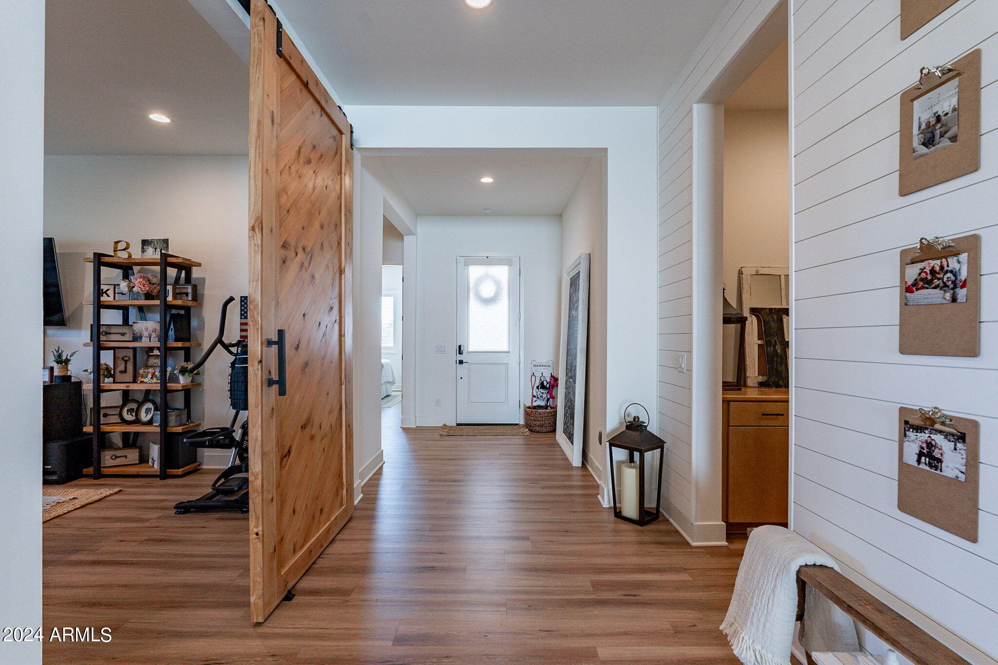 5822 S Chatsworth --