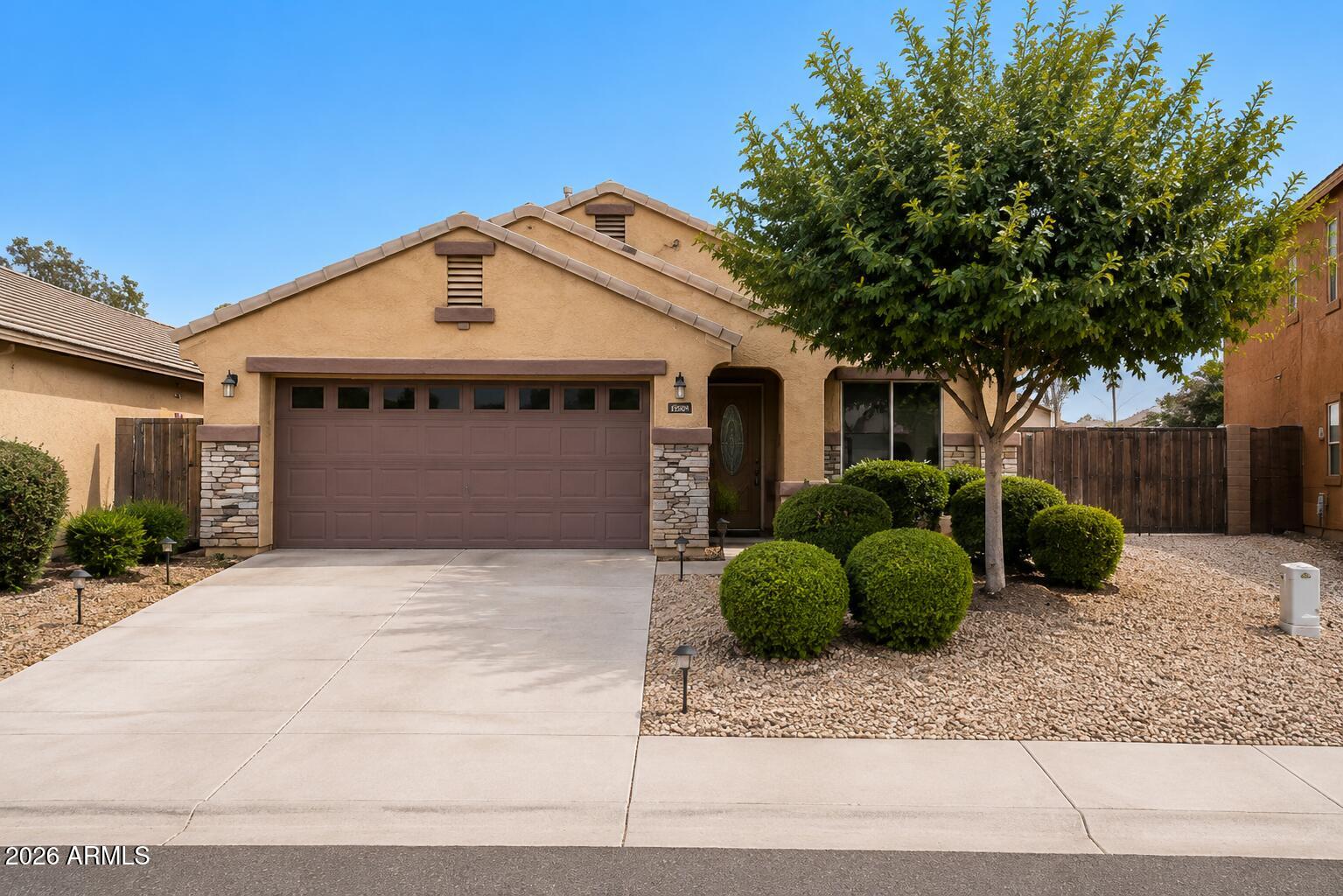 8706 W PAYSON Road