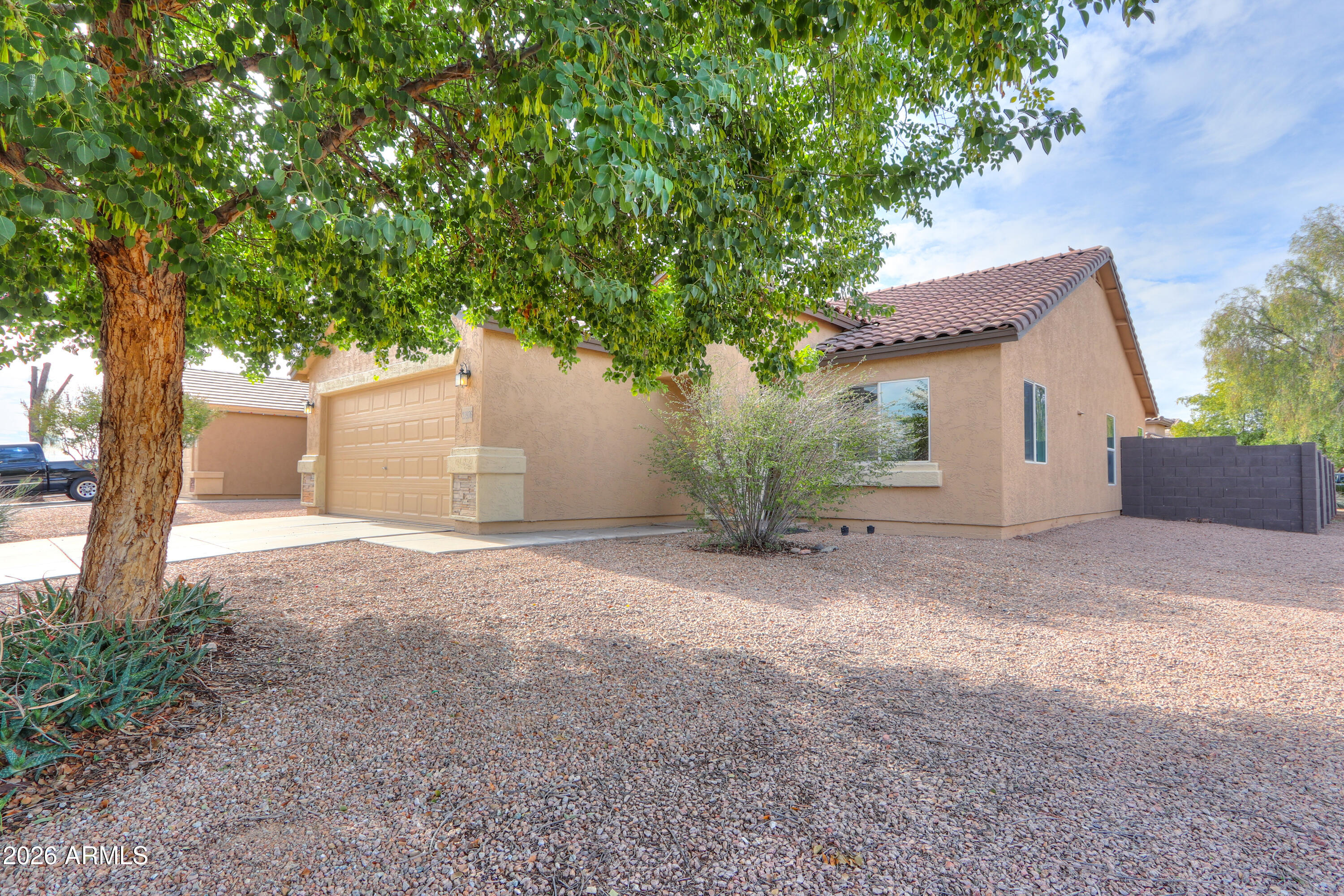 27976 N GOLD Lane