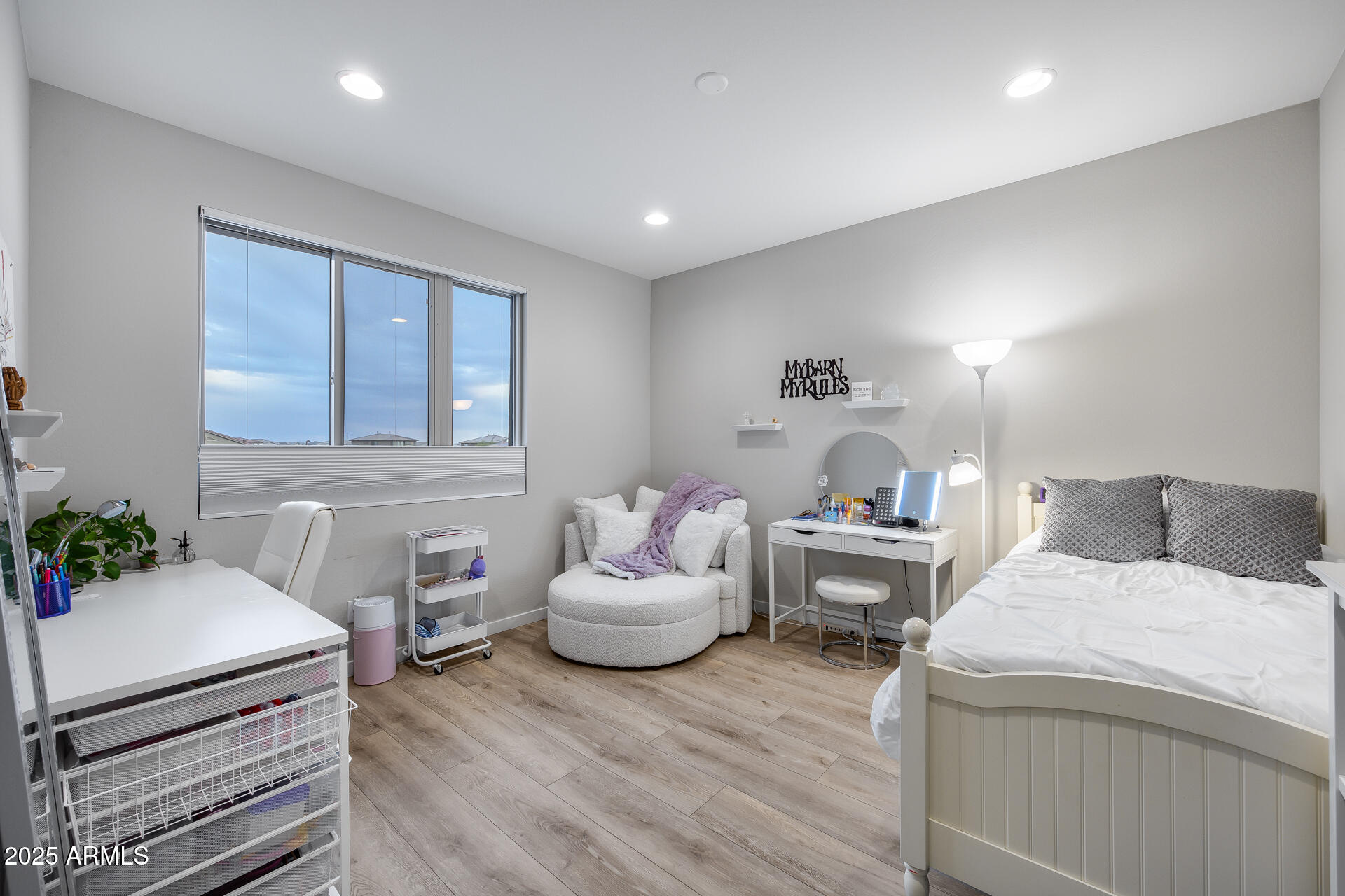 Talinn at Desert Ridge - Residential