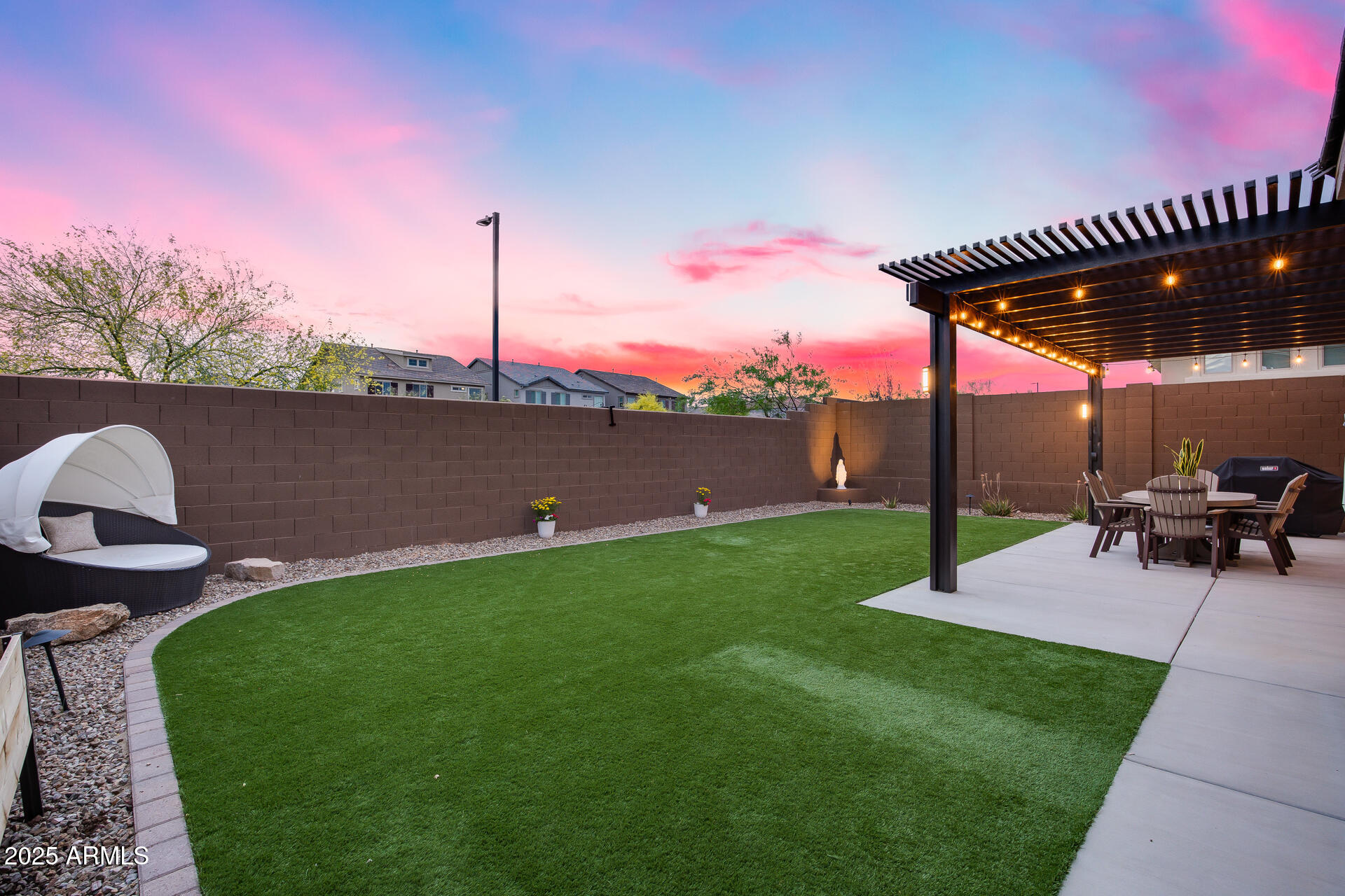 Talinn at Desert Ridge - Residential