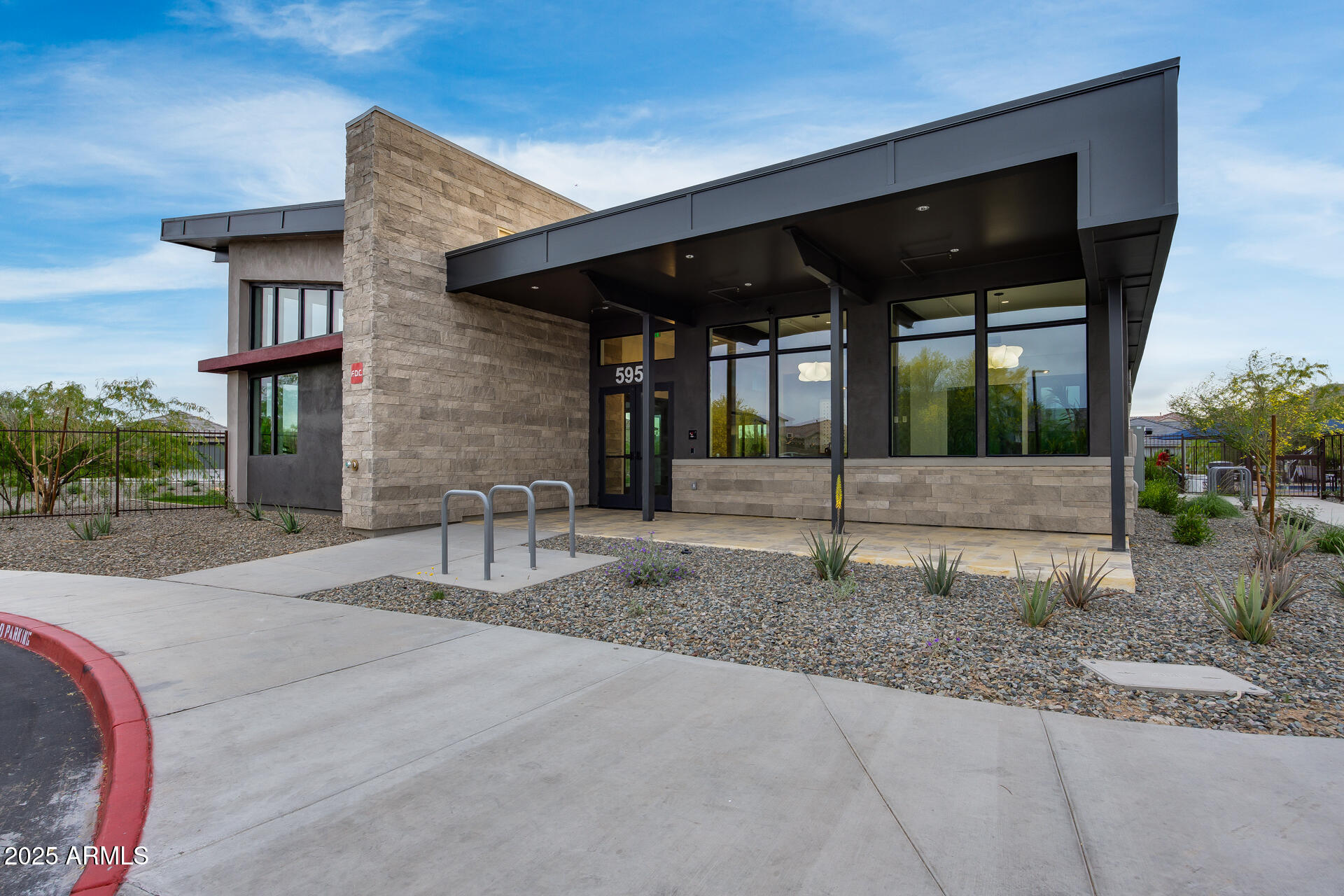 Talinn at Desert Ridge - Residential