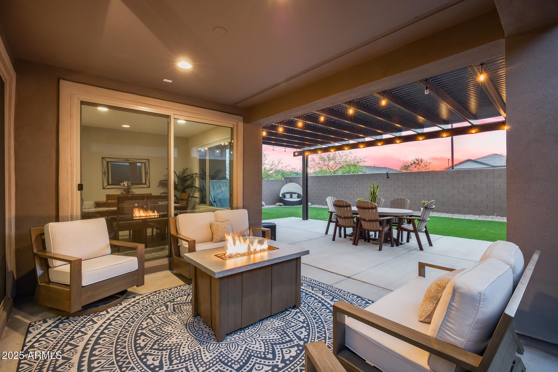 Talinn at Desert Ridge - Residential