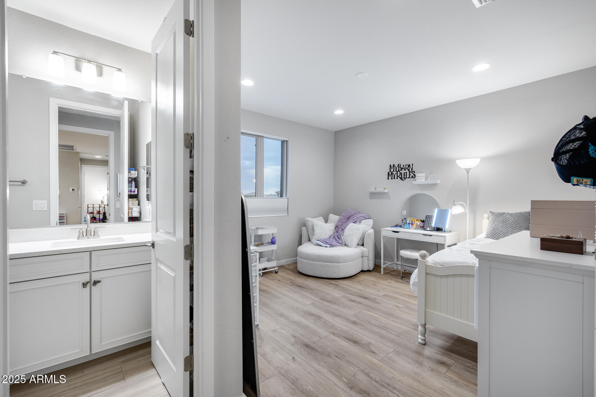 Talinn at Desert Ridge - Residential