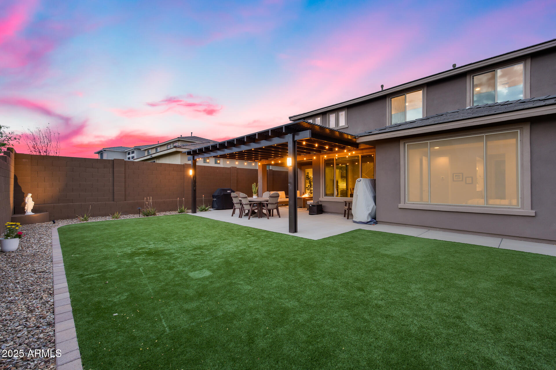 Talinn at Desert Ridge - Residential