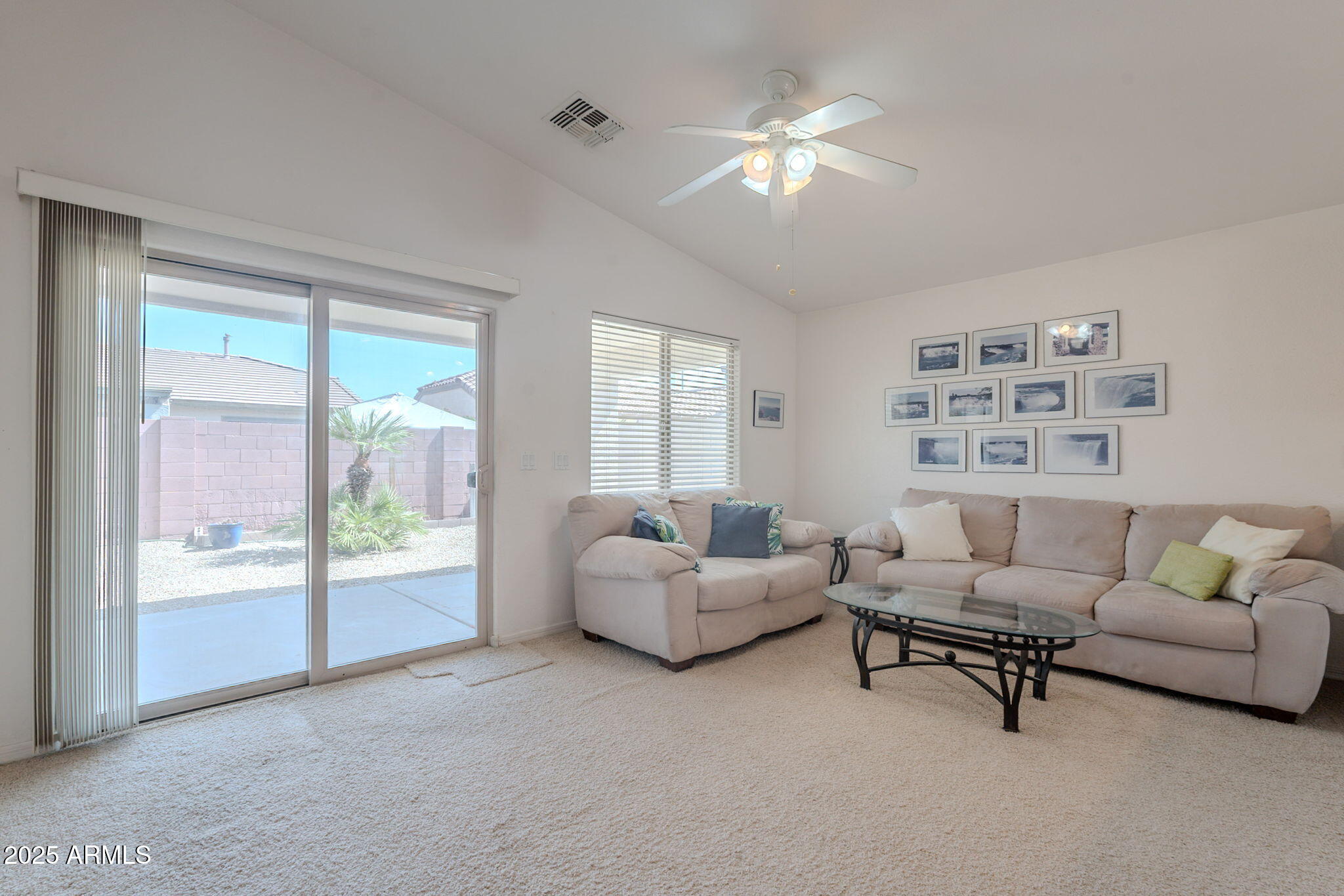 3004 E FIRESTONE Drive