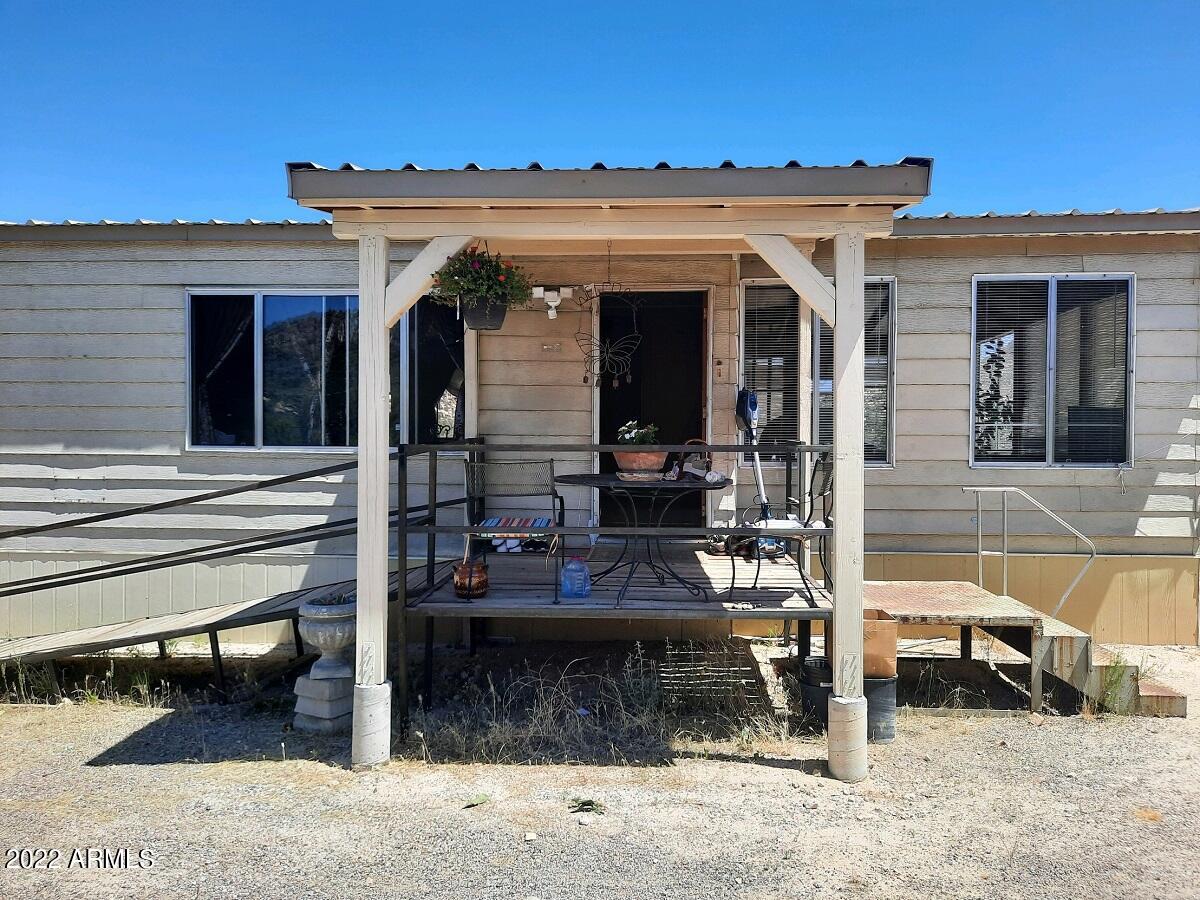 52116 N HUTTON PEAK Road