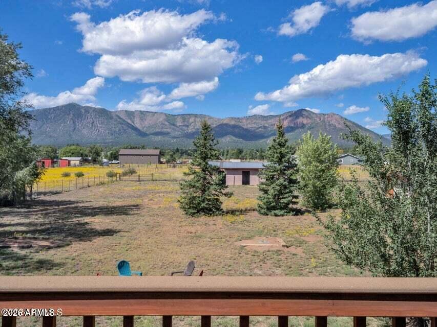 8330 KOCH FIELD Road