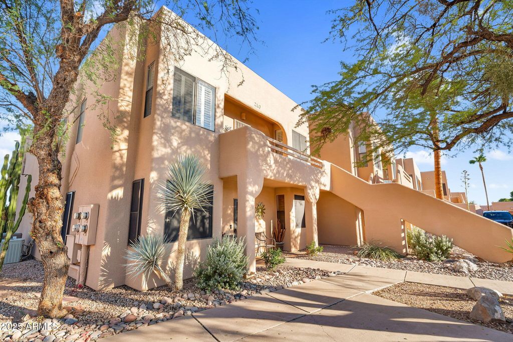 Photo of 11011 N Zephyr Drive #210, Fountain Hills, AZ 85268 (MLS # 6925553)