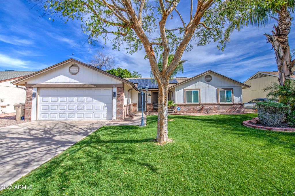 Photo of 18413 N 55th Lane Lane, Glendale, AZ 85308 (MLS # 6991216)