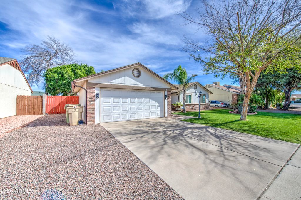 Photo of 18413 N 55th Lane Lane, Glendale, AZ 85308 (MLS # 6991216)