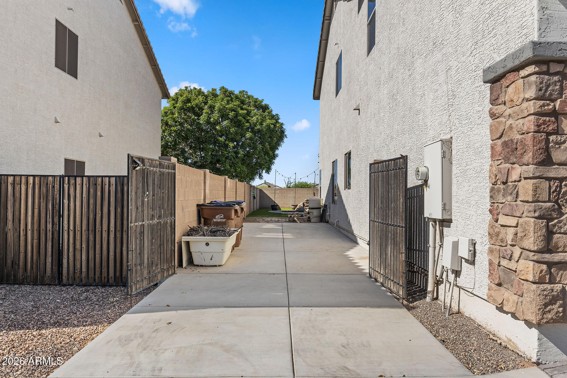 TAYLOR RANCH - Residential