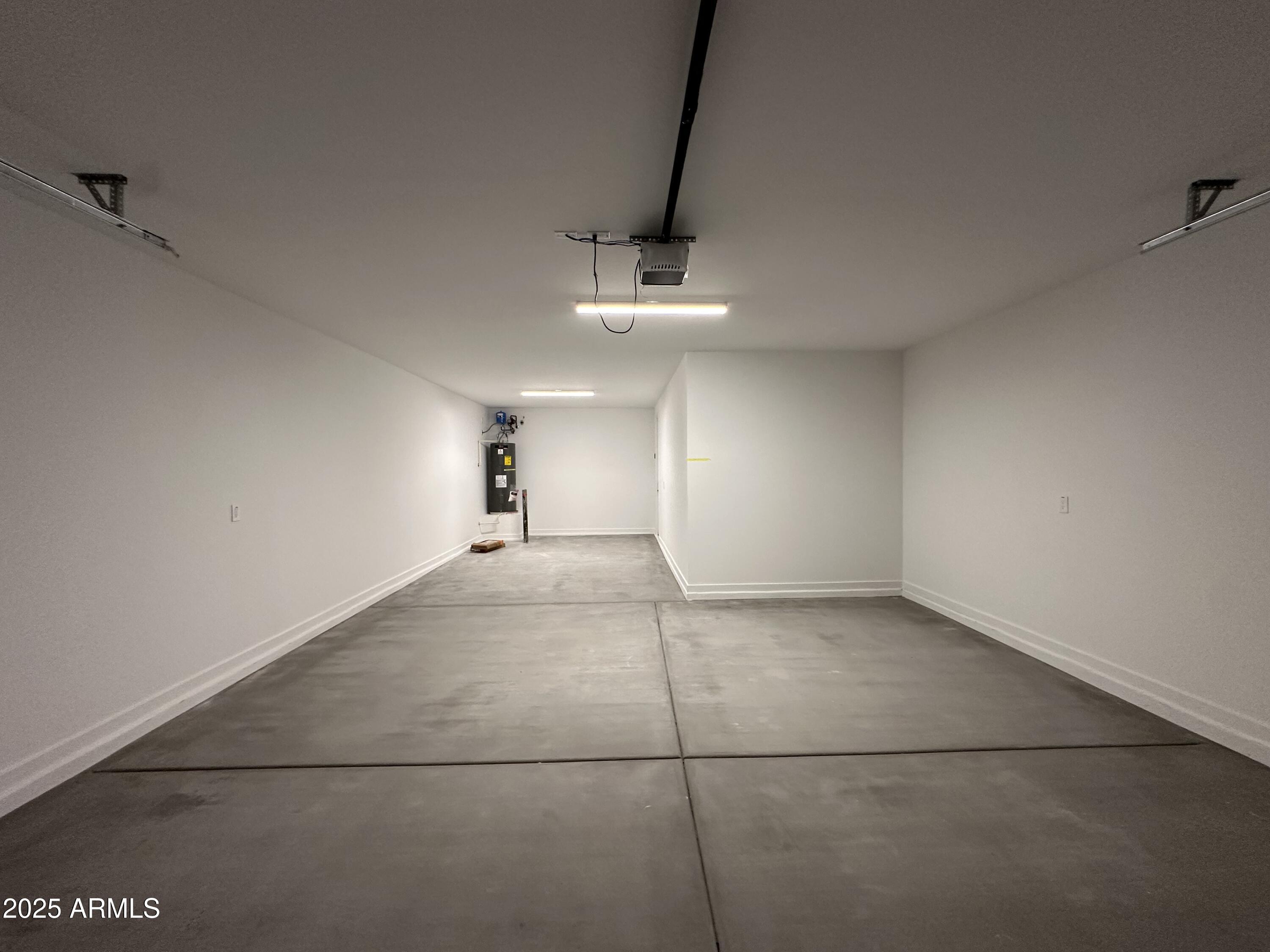 25163 W LA SALLE Street