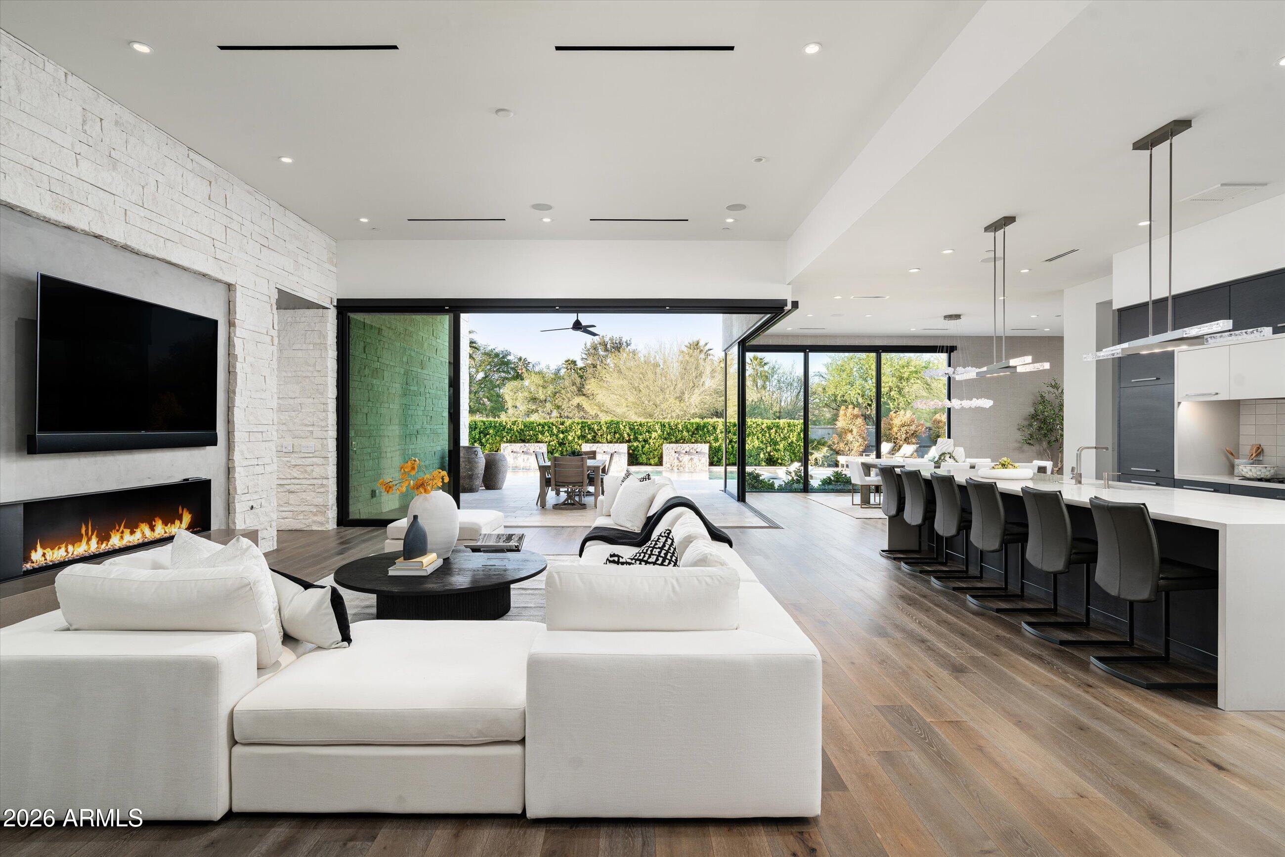 6838 E JOSHUA TREE Lane