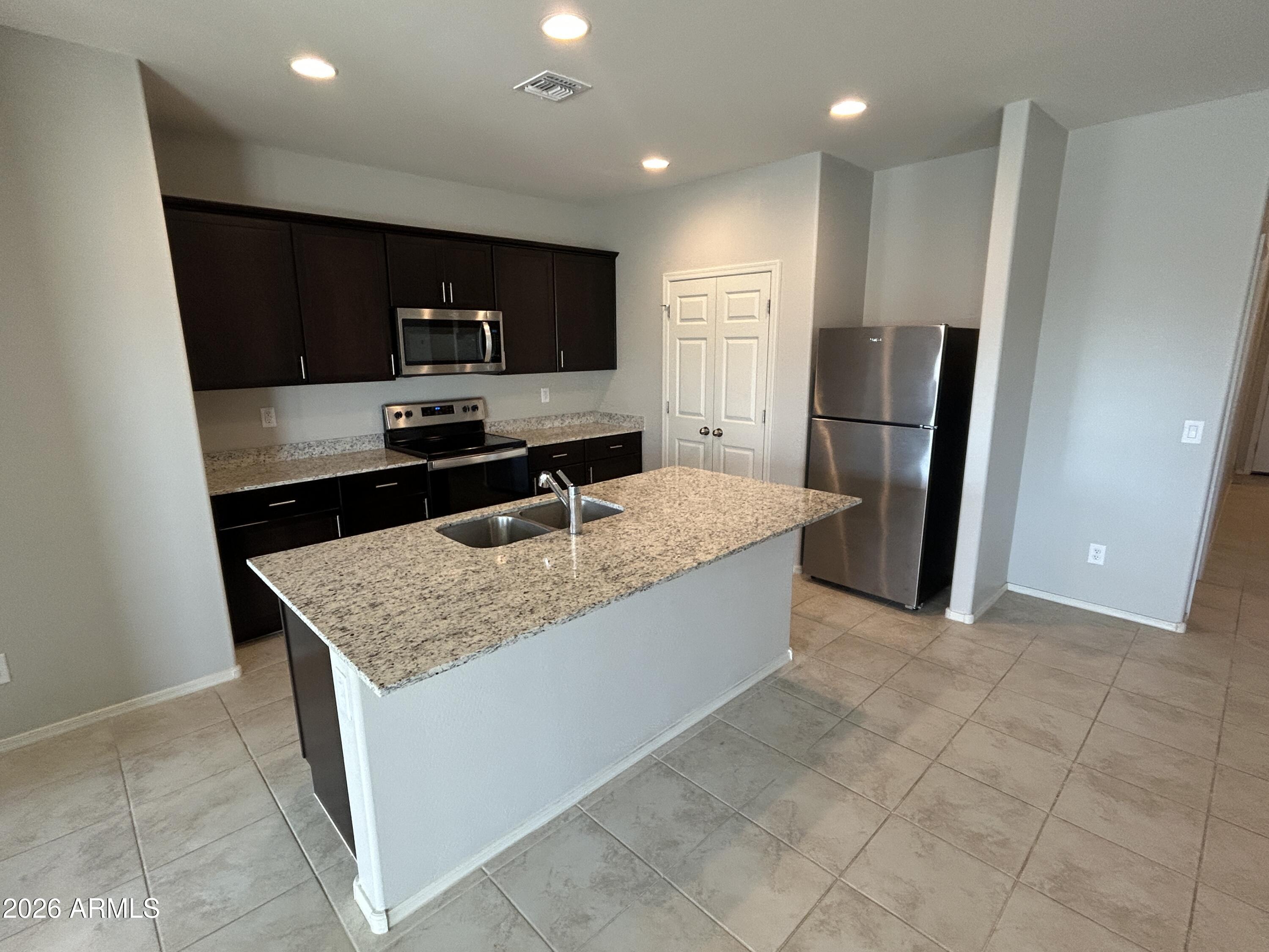 24401 W VERLEA Drive