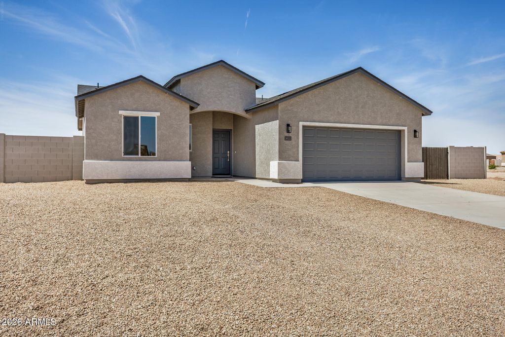 Photo of 16022 S Naviska Road, Arizona City, AZ 85123 (MLS # 7006635)