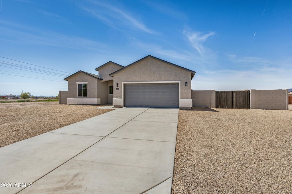 Photo of 16022 S Naviska Road, Arizona City, AZ 85123 (MLS # 7006635)