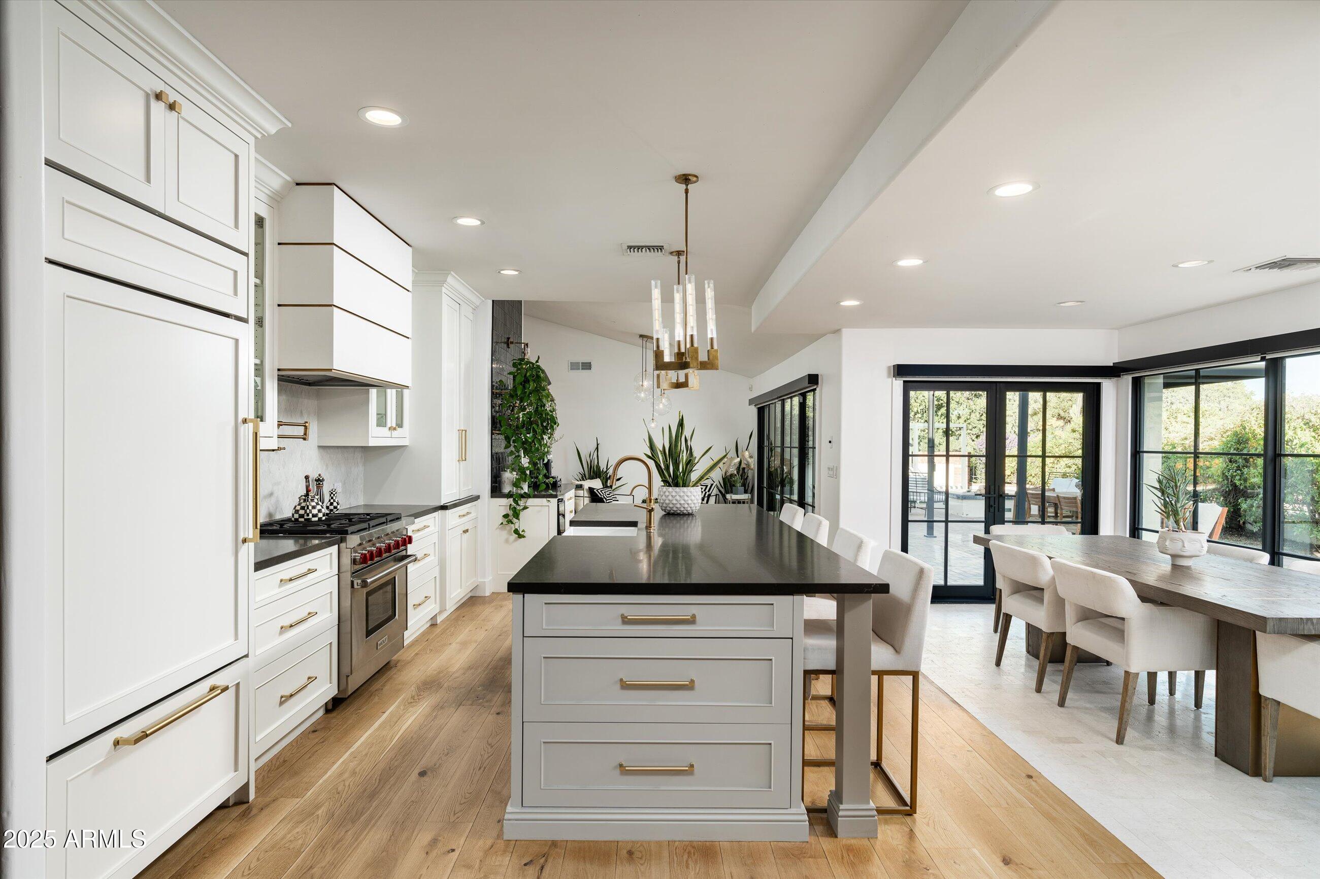 5525 E LINCOLN Drive 104