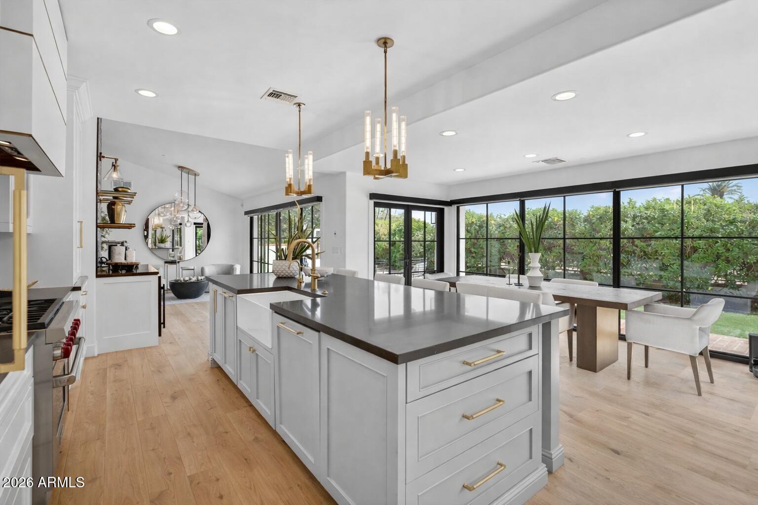 5525 E LINCOLN Drive 104