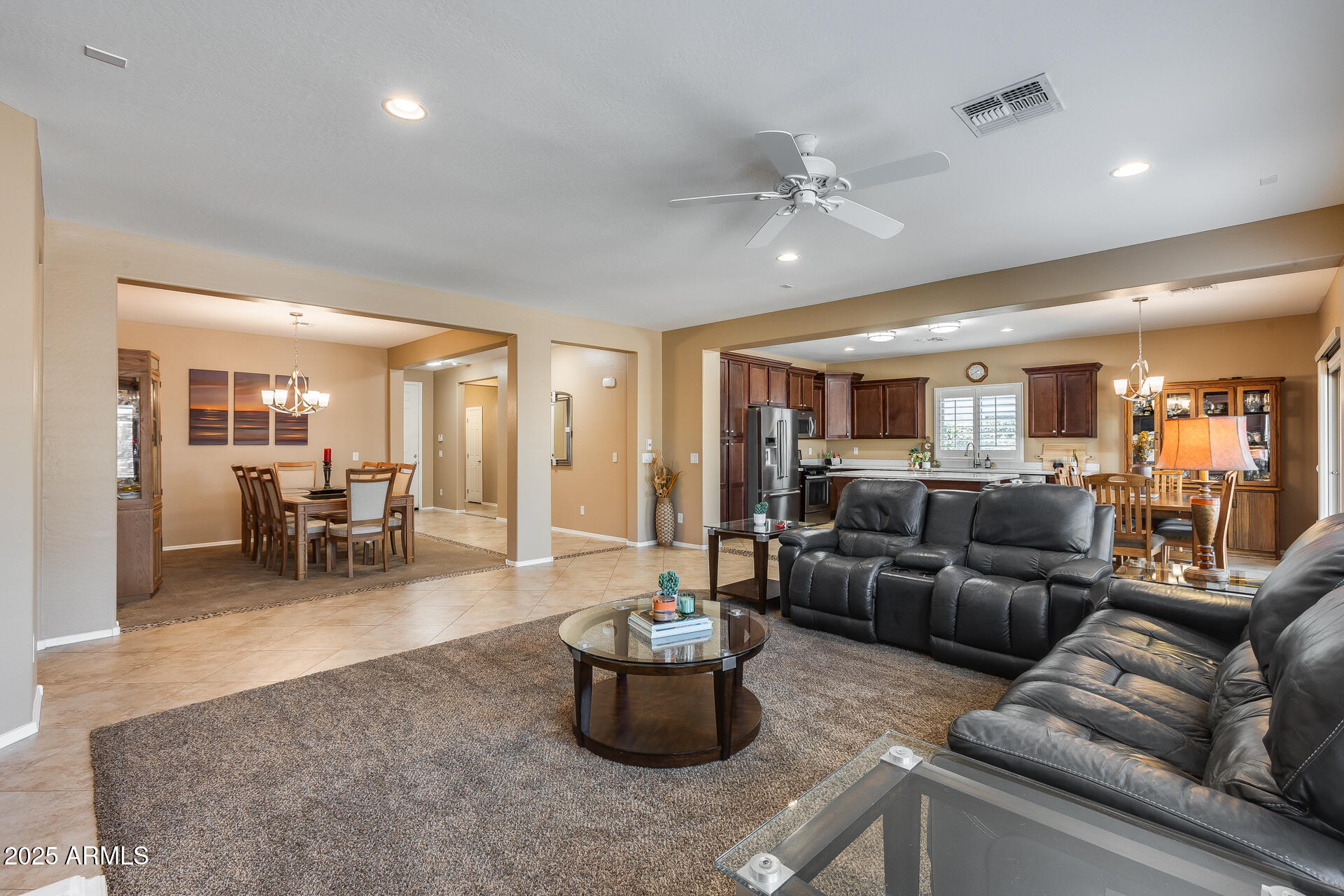 9952 W JESSIE Lane