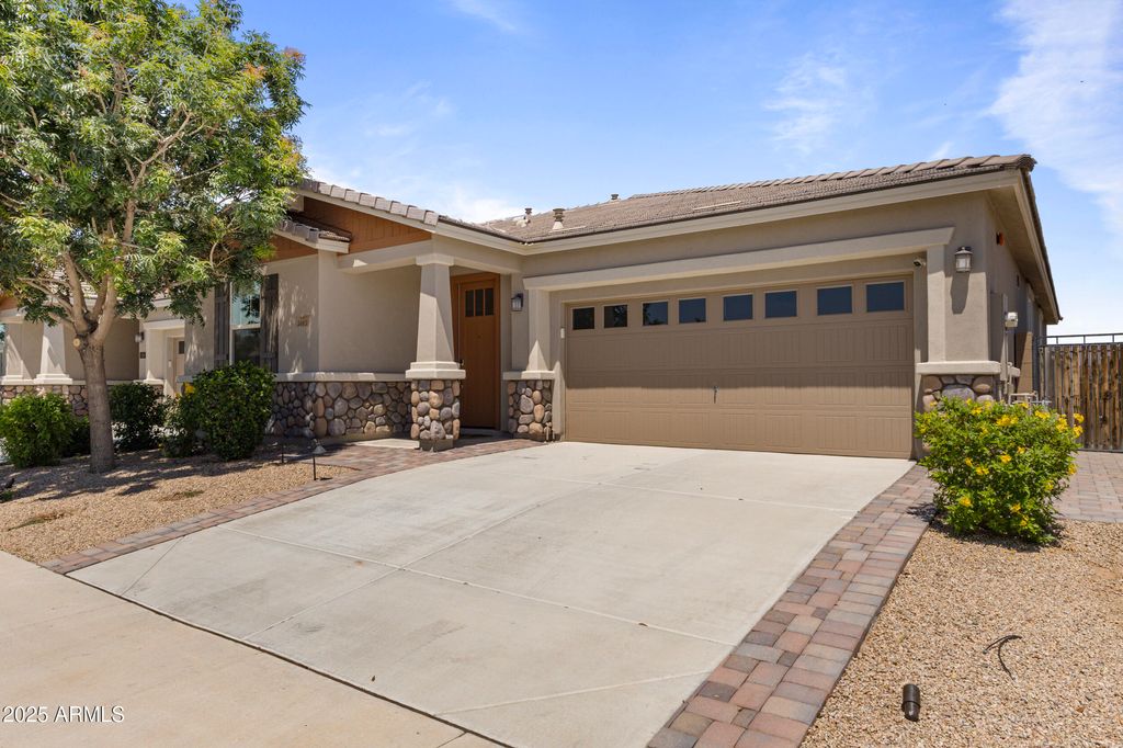 Photo of 5065 N 145th Drive, Litchfield Park, AZ 85340 (MLS # 6876138)