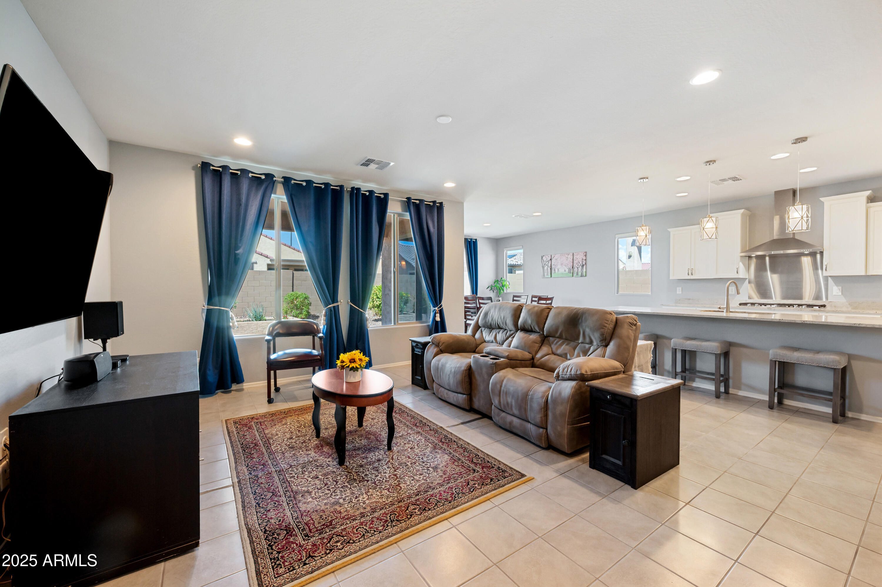 7280 W CACTUS WREN Way
