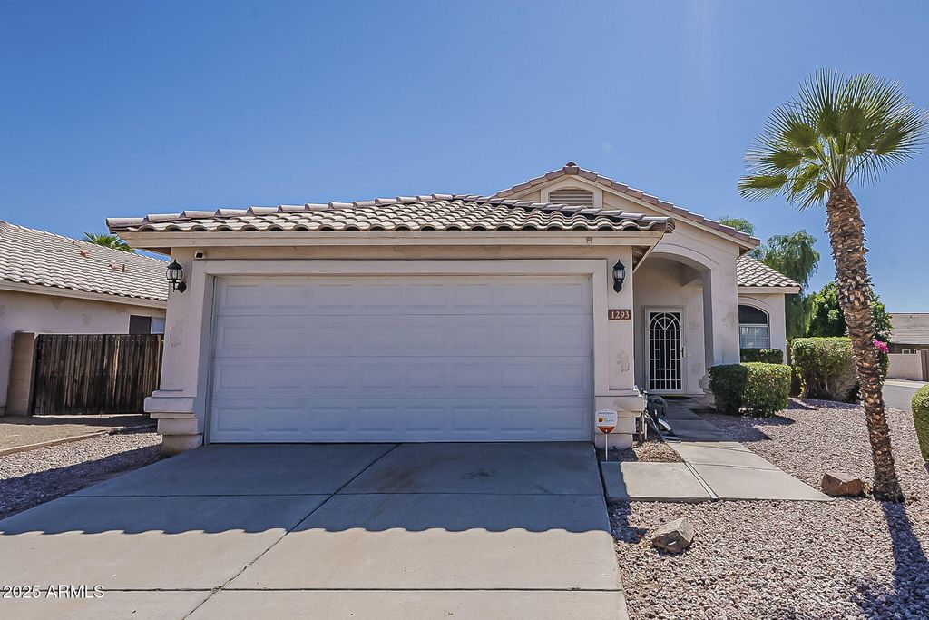 Photo of 1293 W Orchid Lane, Chandler, AZ 85224 (MLS # 6925552)