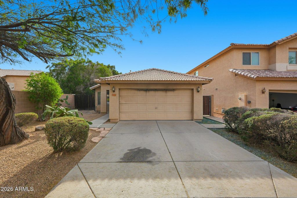 Photo of 2049 N 109th Avenue, Avondale, AZ 85392 (MLS # 6985464)