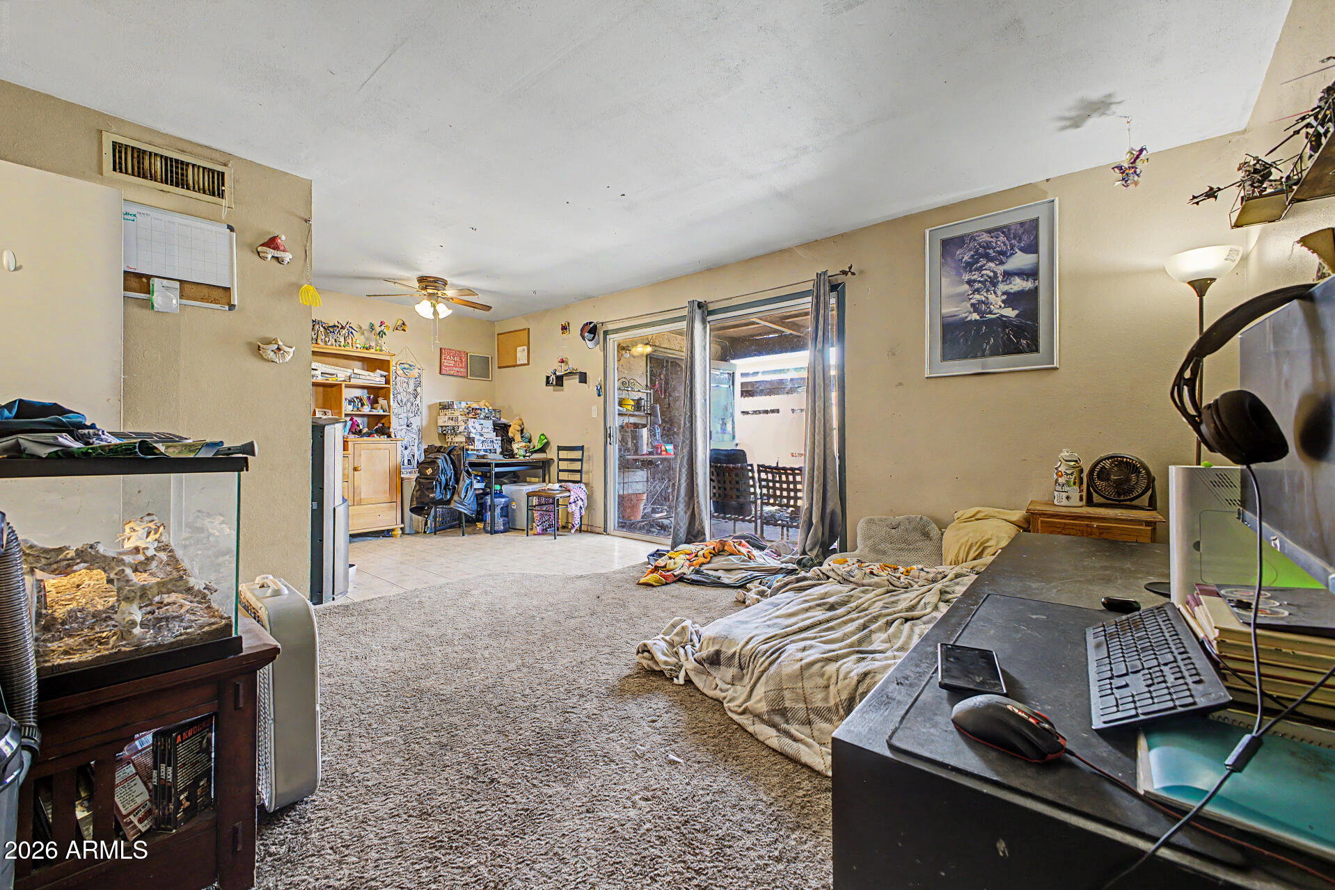 6048 W GOLDEN Lane