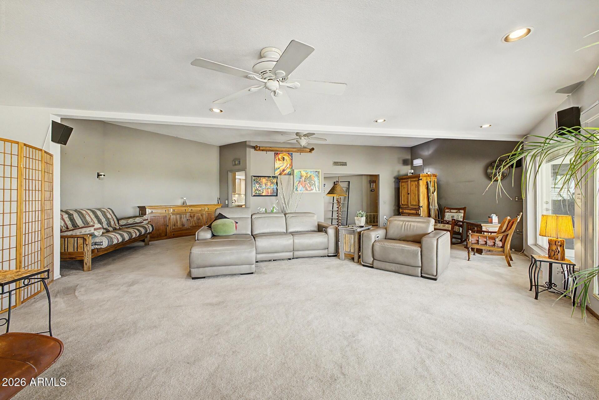 10189 W PINEAIRE Drive