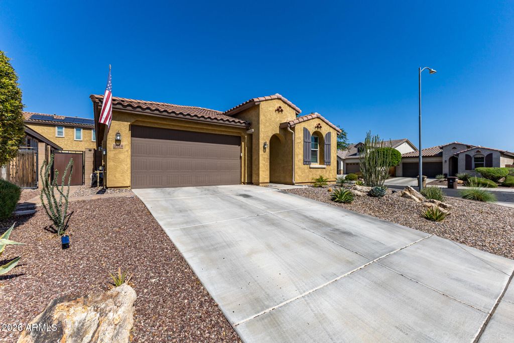 Photo of 9974 W Foothill Drive, Peoria, AZ 85383 (MLS # 6993284)