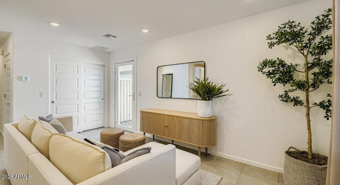 36142 W CHARITY Place