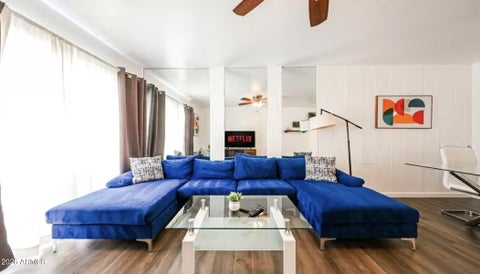 Photo of 4620 N 68th Street #108, Scottsdale, AZ 85251 (MLS # 7033343)