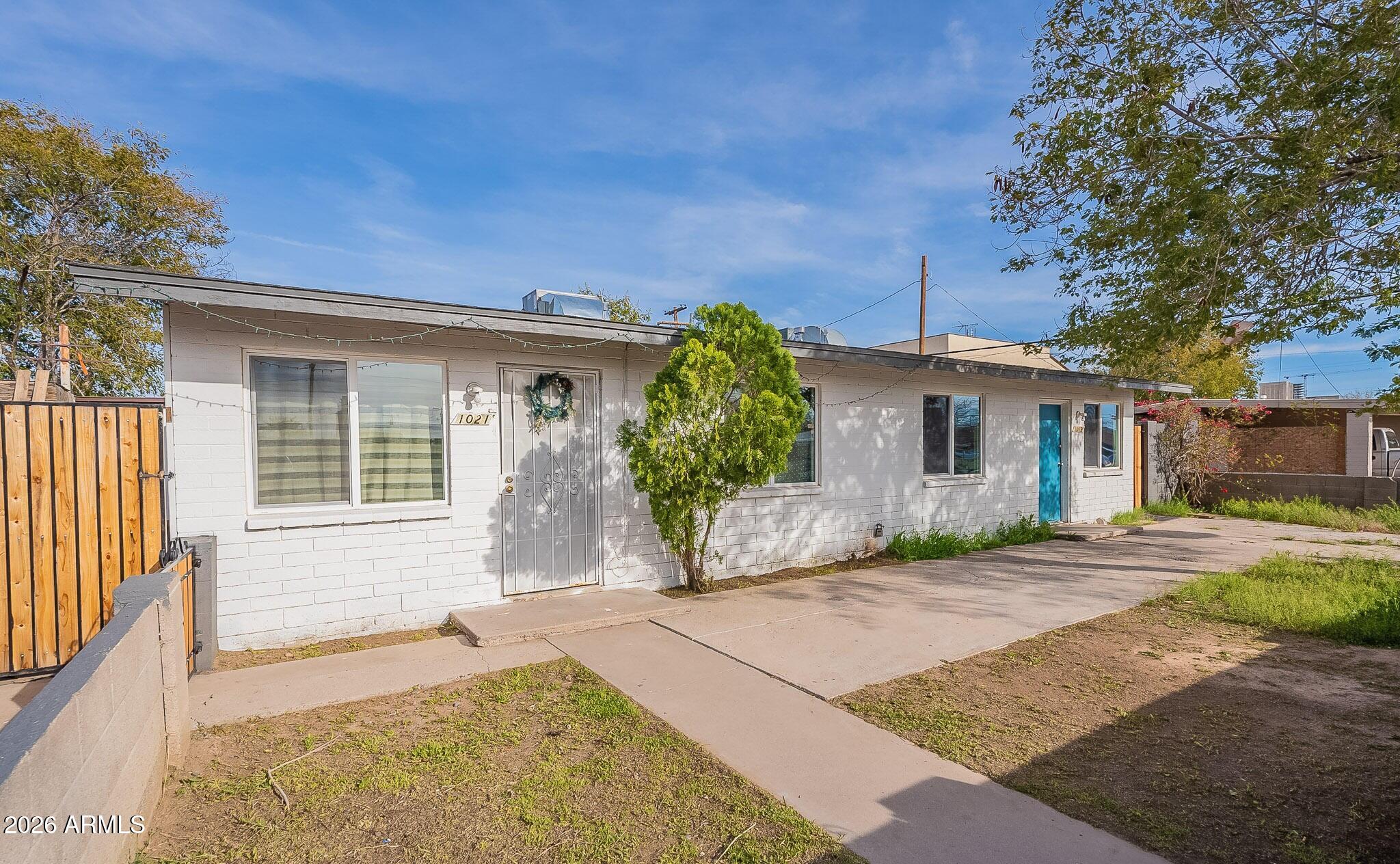 1021 N HAROLD Street