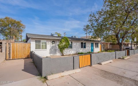 Photo of 1021 N Harold Street, Tempe, AZ 85288 (MLS # 6990396)
