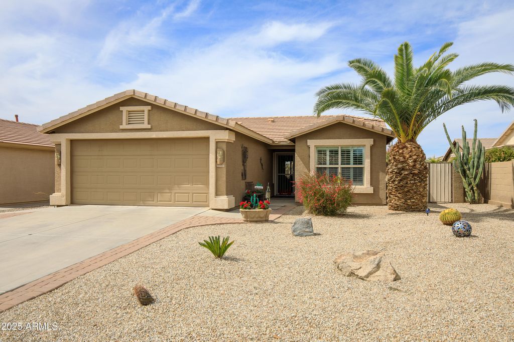 Photo of 6390 S Granite Drive, Chandler, AZ 85249 (MLS # 6956028)