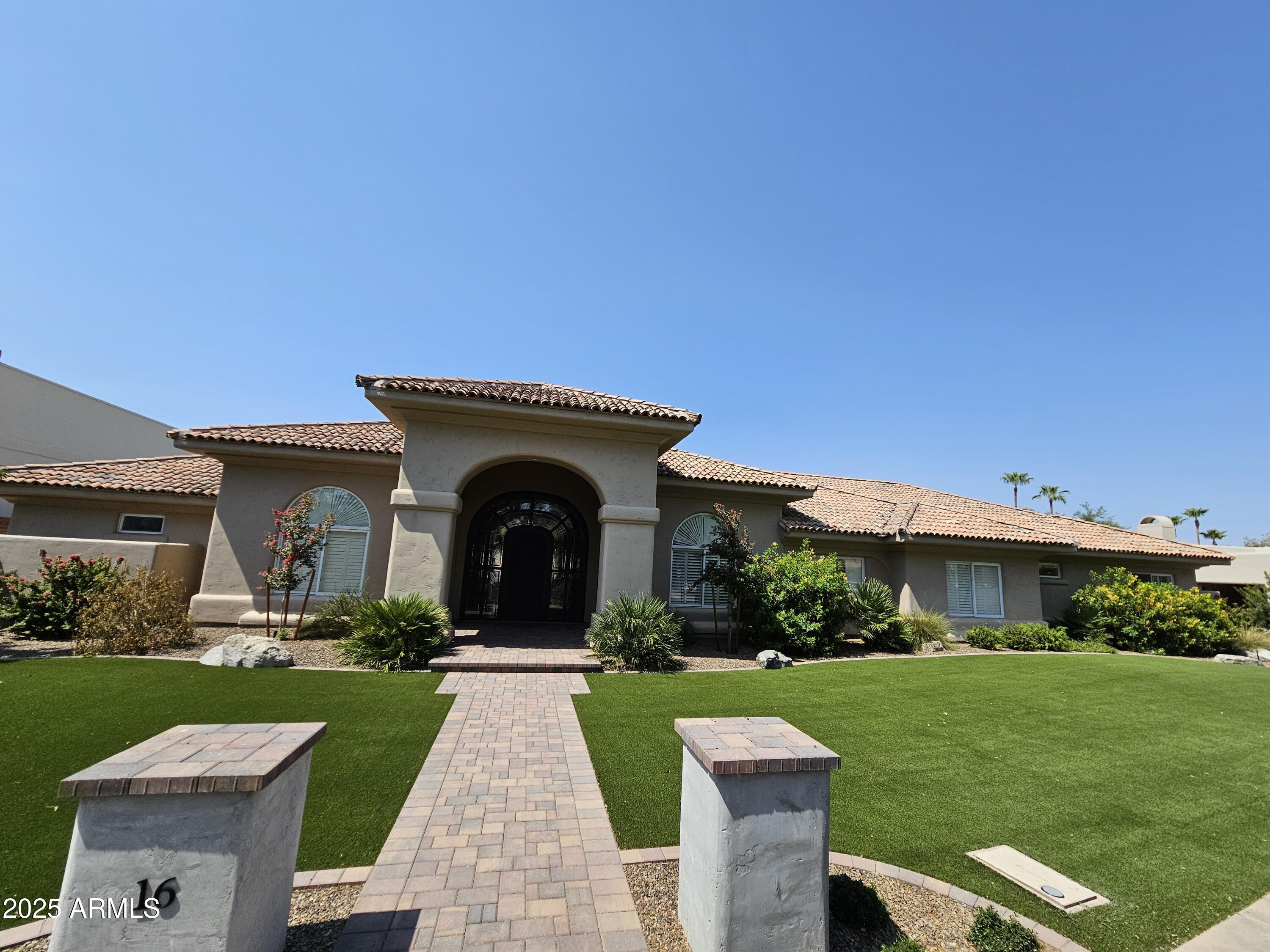 700 N Dobson Road 16