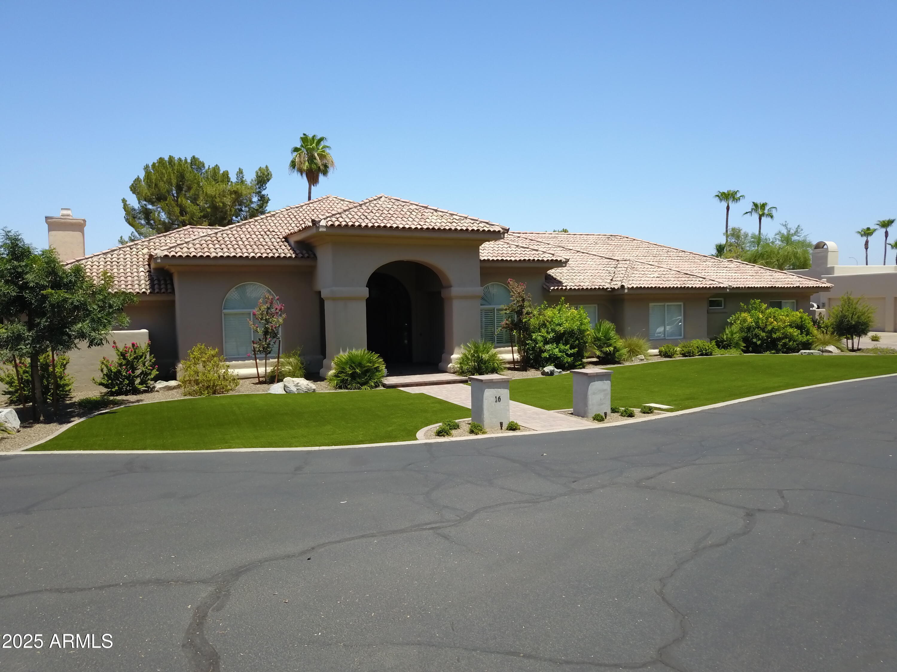700 N Dobson Road 16