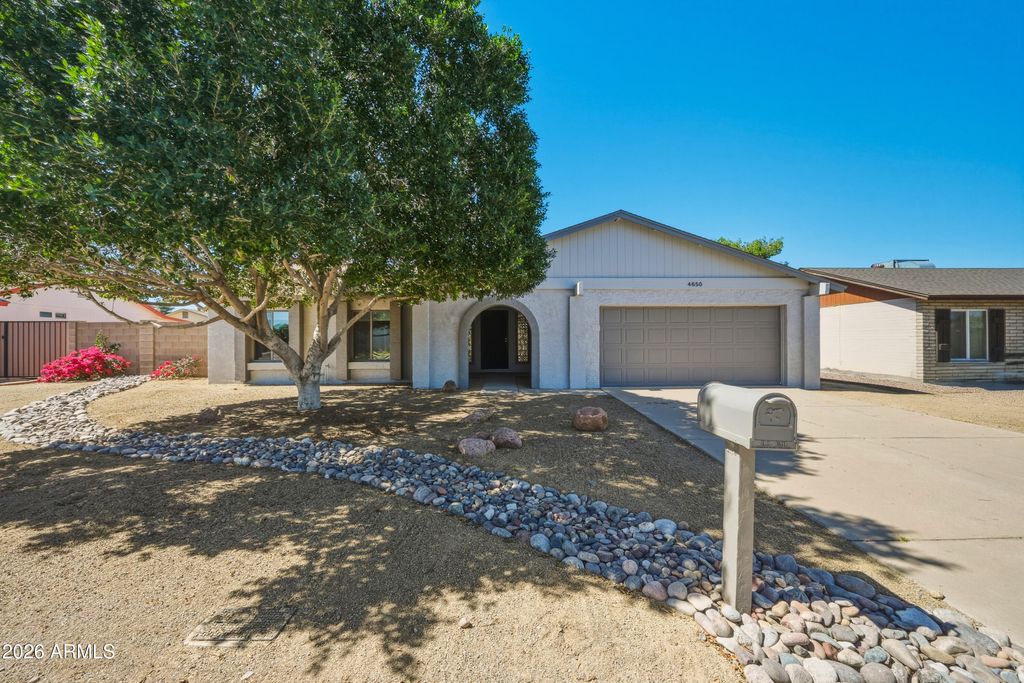 Photo of 4650 S Parkside Drive, Tempe, AZ 85282 (MLS # 6998682)
