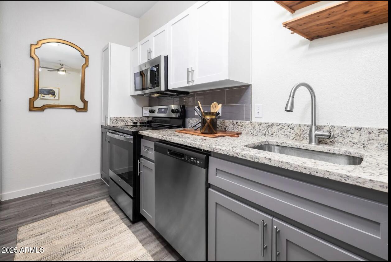 1811 E APACHE Boulevard 3A