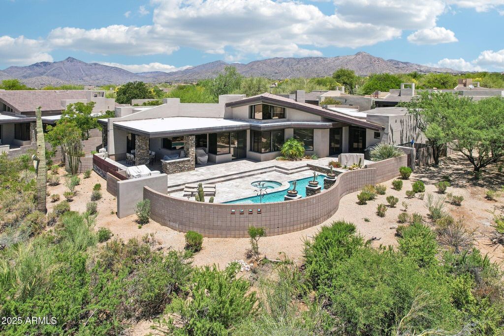 Photo of 10651 E Fernwood Lane, Scottsdale, AZ 85262 (MLS # 6868863)