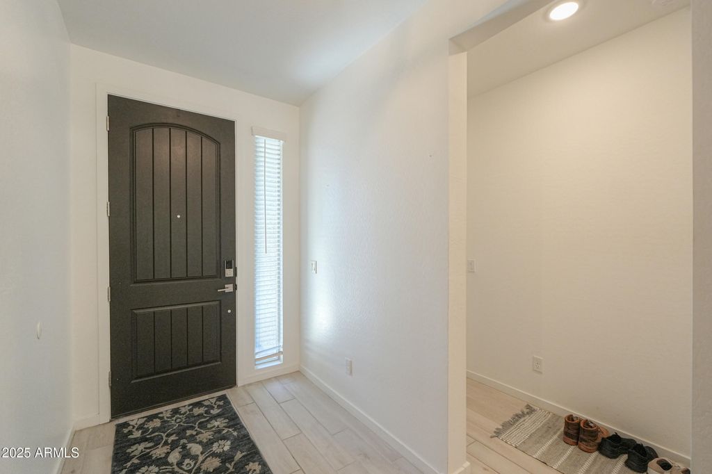 Photo of 219 S San Bernardo Lane, Casa Grande, AZ 85194 (MLS # 6898946)
