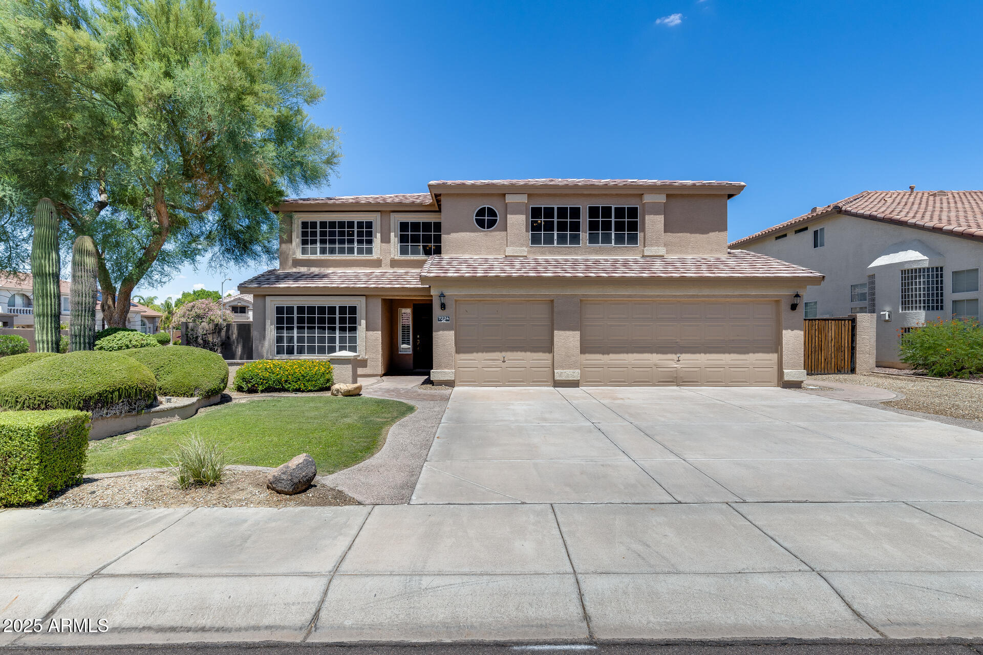 7224 W REMUDA Drive