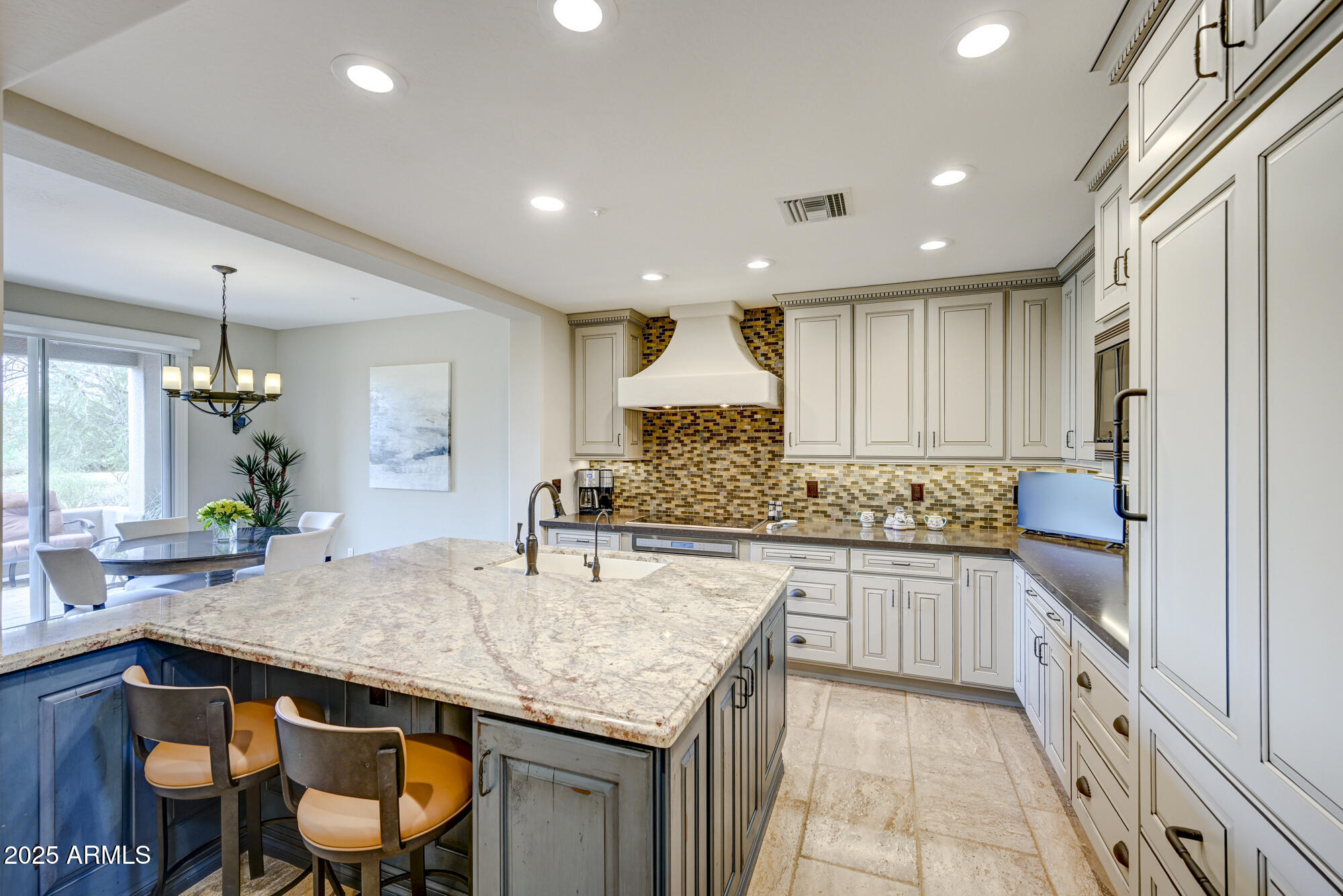 20802 N Grayhawk Drive 1131