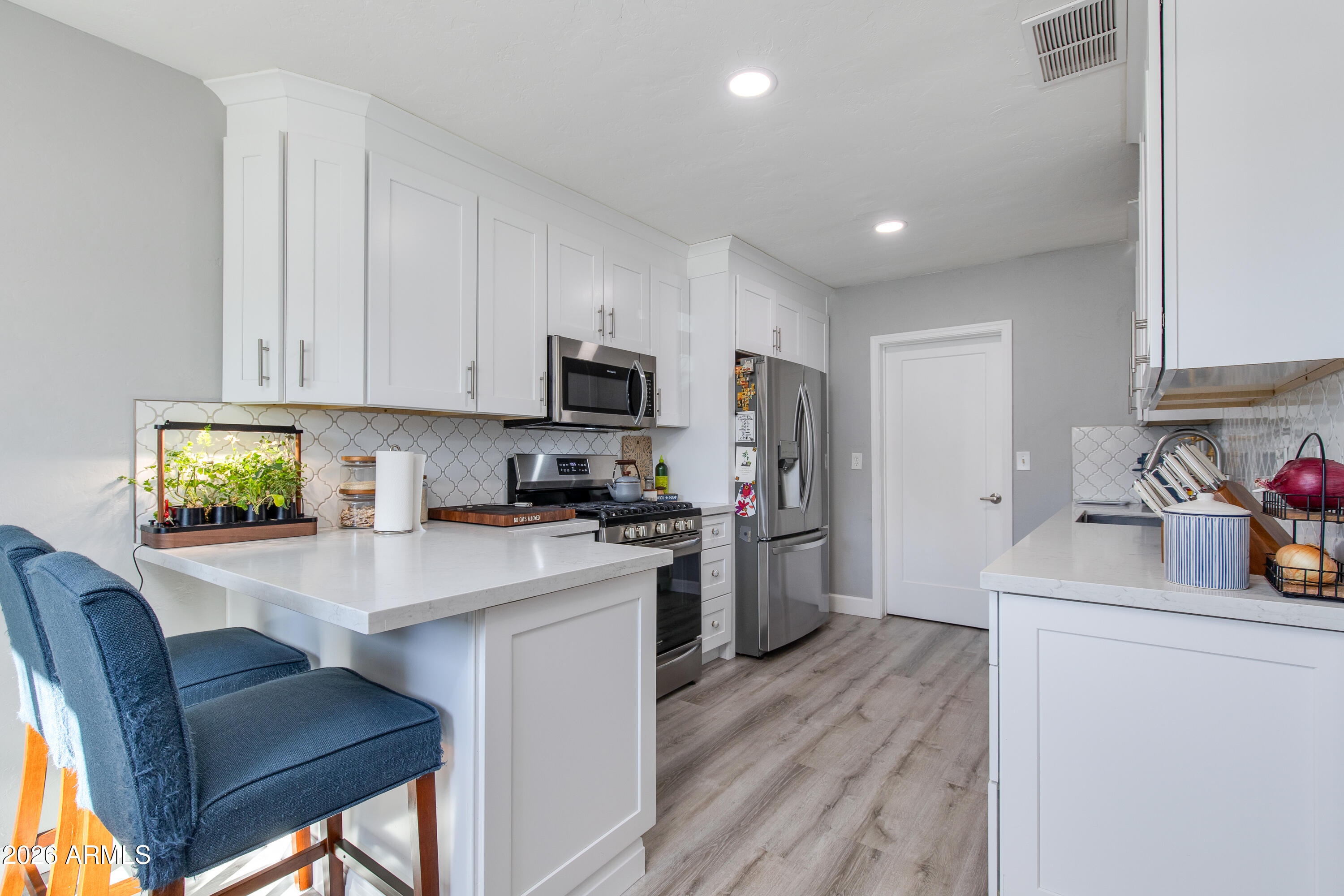 4214 E Palm Lane Lane