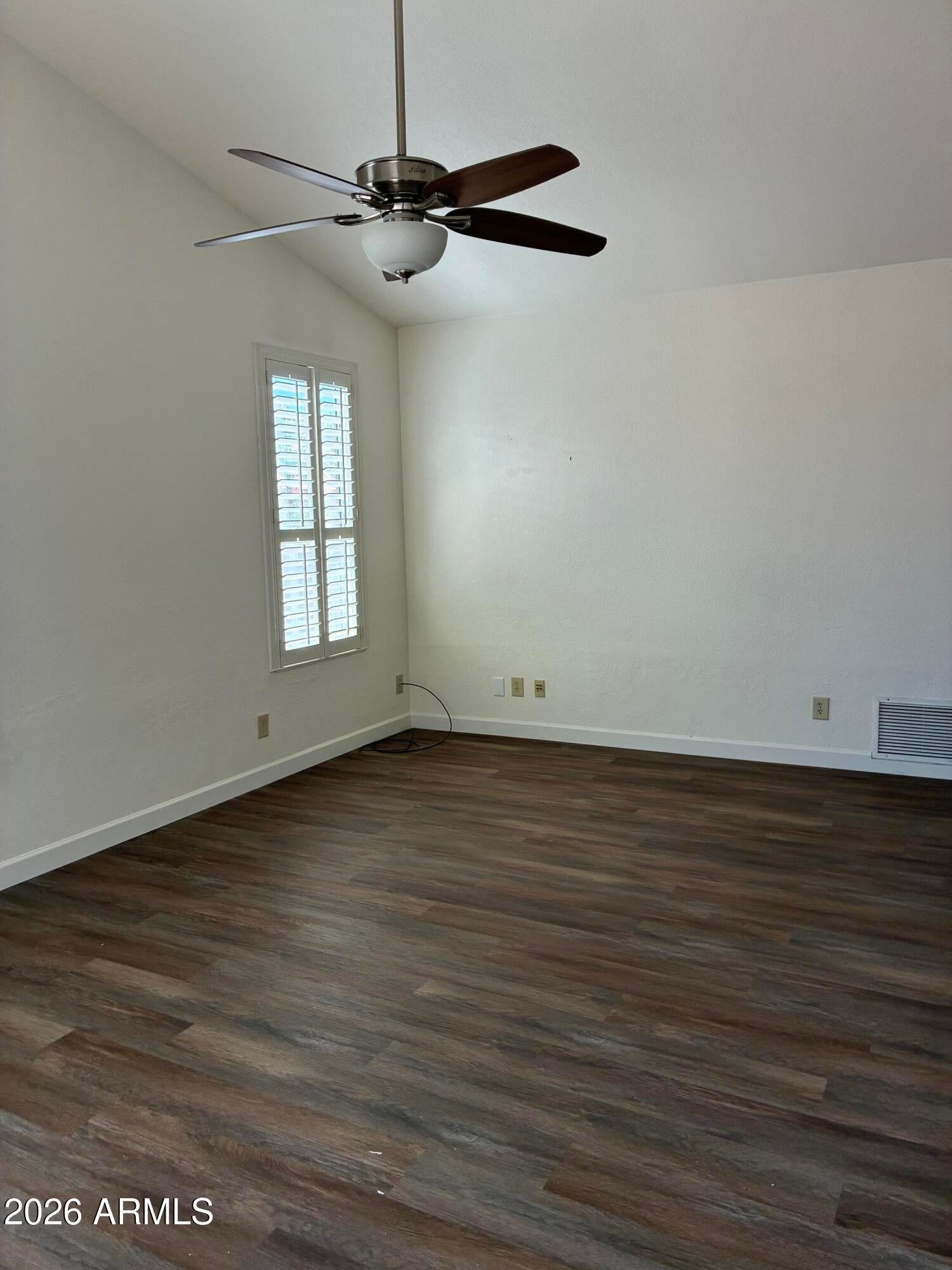 26017 S HOLLYGREEN Drive