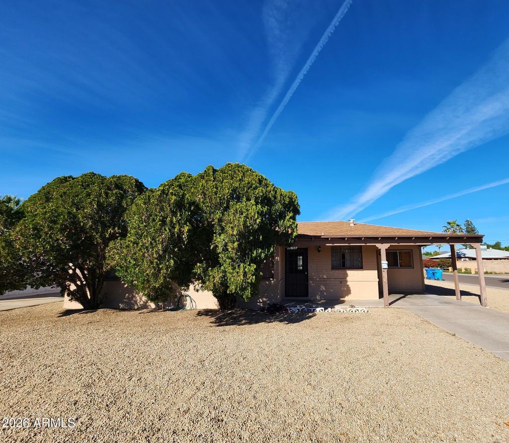 Photo of 2032 W State Avenue, Phoenix, AZ 85021 (MLS # 6977424)