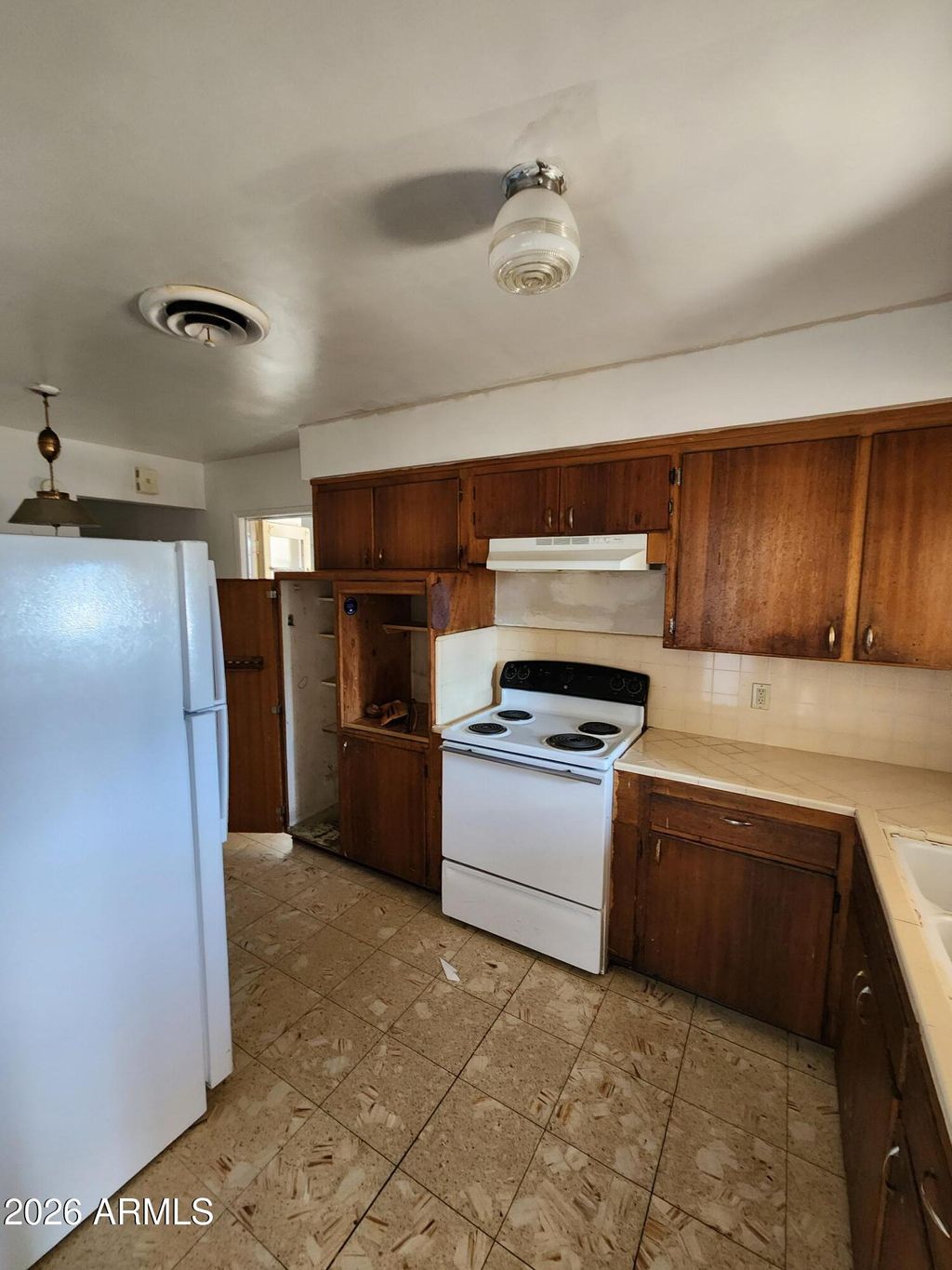 Photo of 2032 W State Avenue, Phoenix, AZ 85021 (MLS # 6977424)
