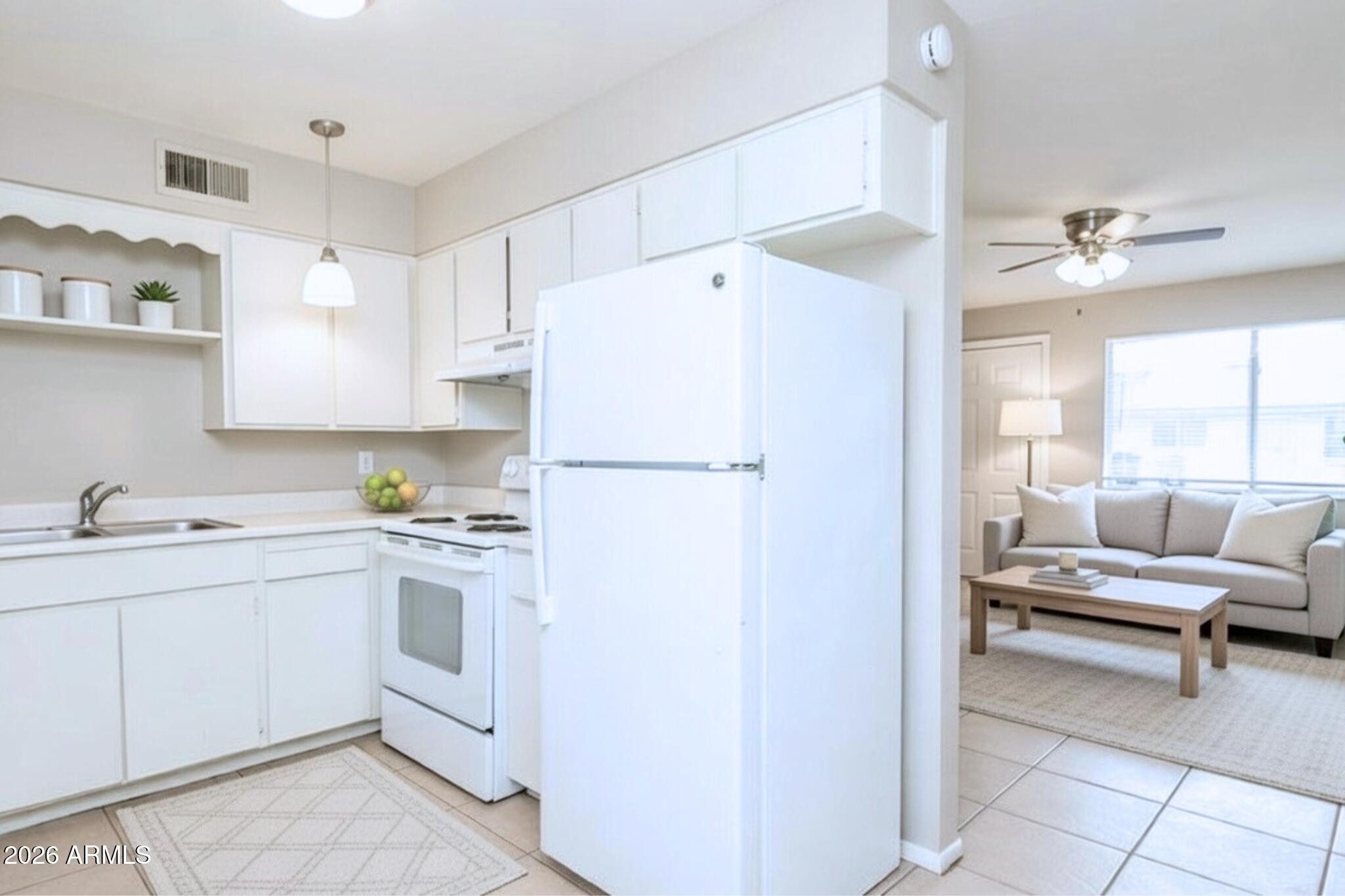 826 E 4th Place Apt B