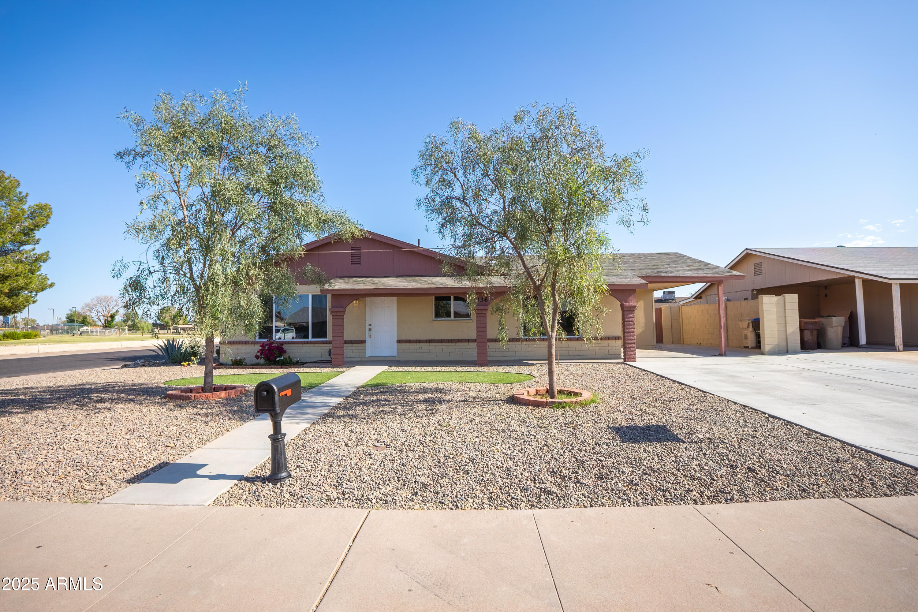 7136 W Cheryl Drive
